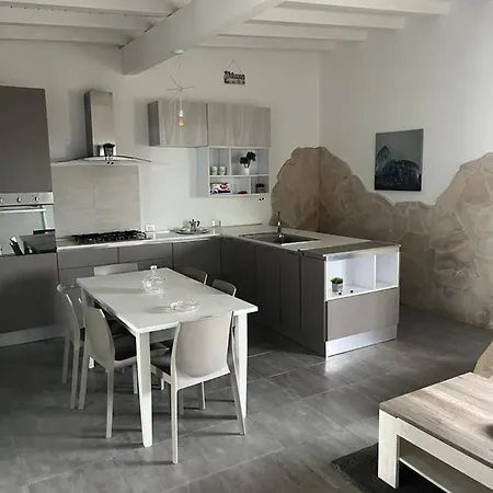 Aries Villa Giarre